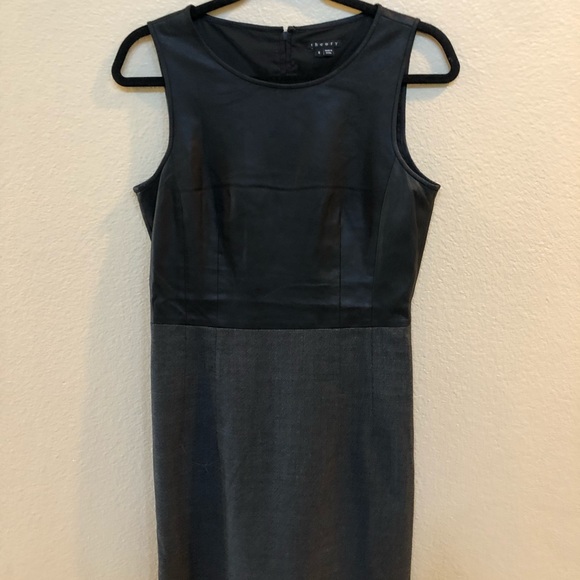 Stunning Theory Leather blend Sheath - Picture 2 of 6